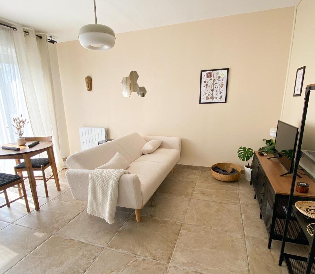 Au Chalet Maroilles Екстериор снимка